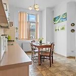 Apartment Golden Residences - Private Building With 2 In Old Town *