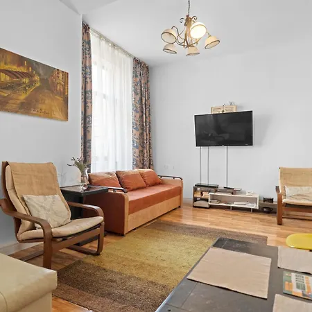 Golden Residences- Private Building With 2 Individual Apartments In Old Town