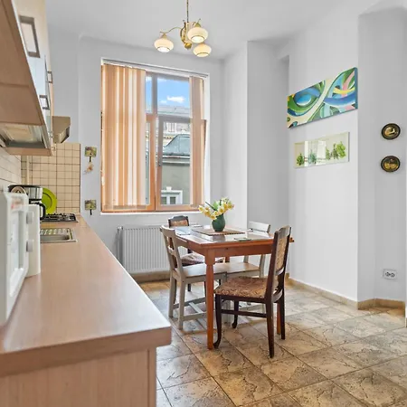 Apartment Golden Residences- Private Building With 2 Individual In Old Town *