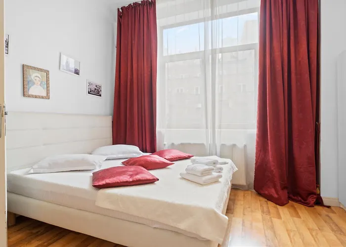 Golden Residences - & Penthouse In Old Town Bükreş