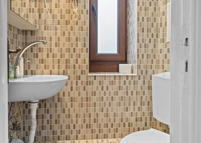 Golden Residences - & Penthouse In Old Town Апартаменты Бухарест