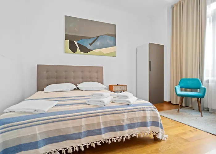 Golden Residences - & Penthouse In Old Town *