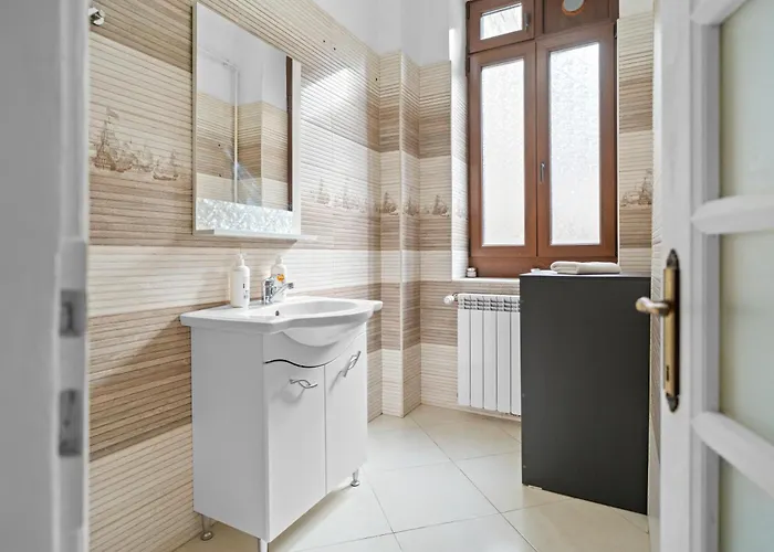 Golden Residences - & Penthouse In Old Town Apartment