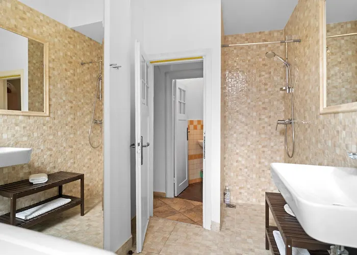 Golden Residences - & Penthouse In Old Town Daire Bükreş