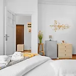 Golden Residences - & Penthouse In Old Town Bucareste