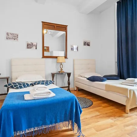 Golden Residences - & Penthouse In Old Town * Βουκουρέστι