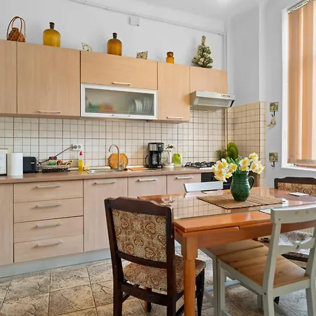 Golden Residences - & Penthouse In Old Town *