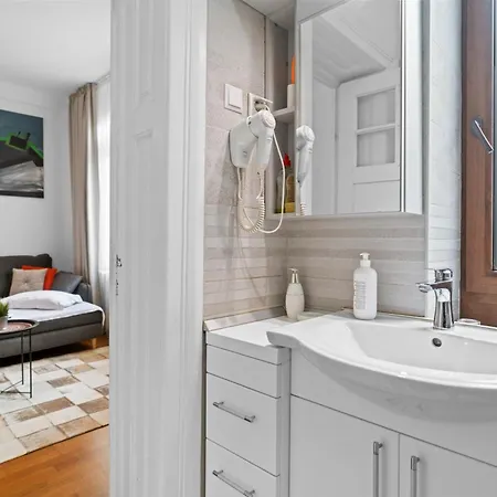 Golden Residences - & Penthouse In Old Town Διαμέρισμα *