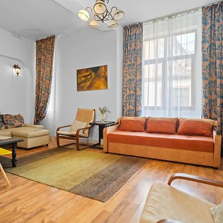 Golden Residences - Private Building With 2 In Old Town